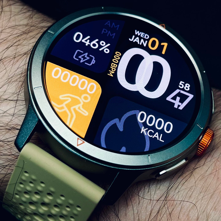 جی پی اس پرو AMOLED 1,6